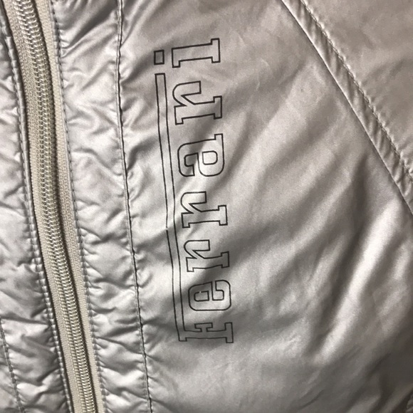 Ferrari Puma women's limited edition silver jacket Sz  large - Picture 5 of 16